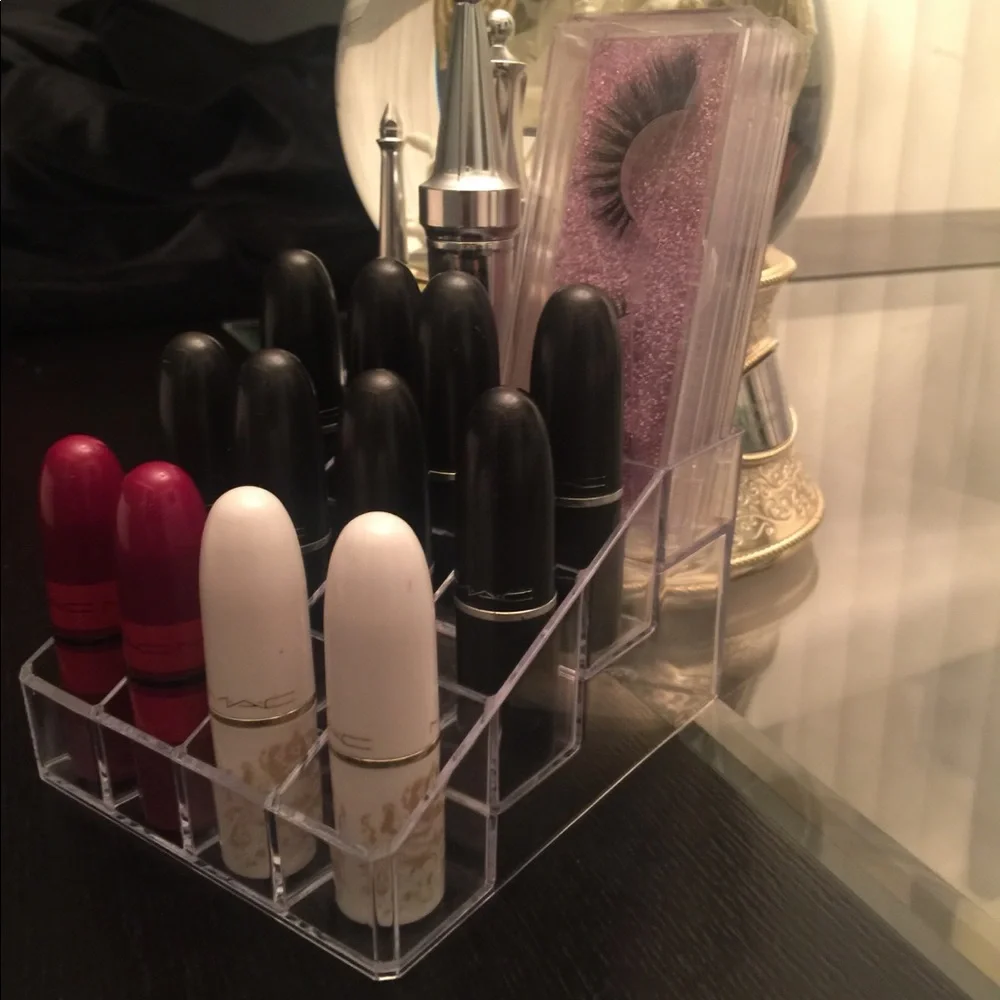 2 Make Up Organizers